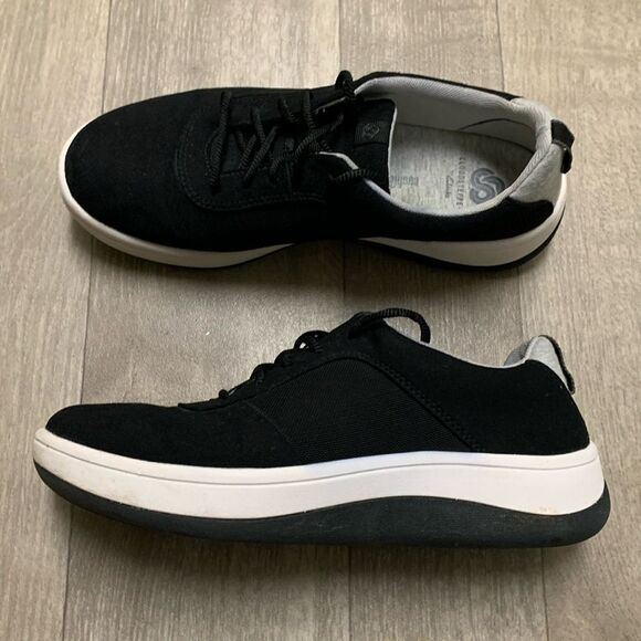 Cloudsteppers By Clark’s Arla Step Suede Leather‎ Lowcut Sneakers - Picture 1 of 8